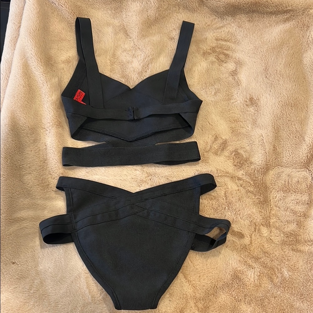 Black Women's Intimates Set - Picture 5 of 5